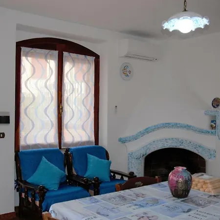 Confortevole Appartamento A Pochi Passi Dal Mare Cala Gonone Buitenkant foto